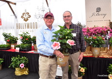Jim Berry of J. Berry with Mitch McDonald of Botany Lane Greenhouses, one of their largest young plant produces for Hollywood Hibiscus. They are presenting Hollywood hibiscus Runaway Beauty. This new variety has large bi-colored pink and almost semi double flowers. Funny to share is that you can do a quick quiz on hollywoodhibiscus.com. It will show you what character suits your personality and your landscape best.  https://www.hollywoodhibiscus.com/what-is-your-hollywood-hibiscus-personality 
